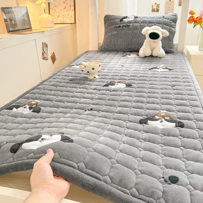 Cartoon Printed Warm Bed Mattr - огляд і ціна Home Textiles Super Soft